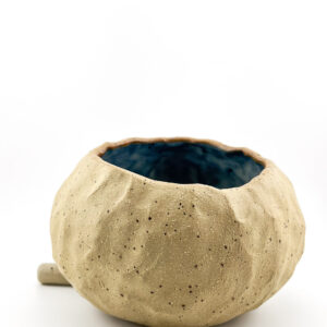 Ręcznie robiona misa ceramiczna organiczny kształt